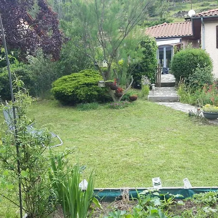 La Meizou, Gite A Champeix